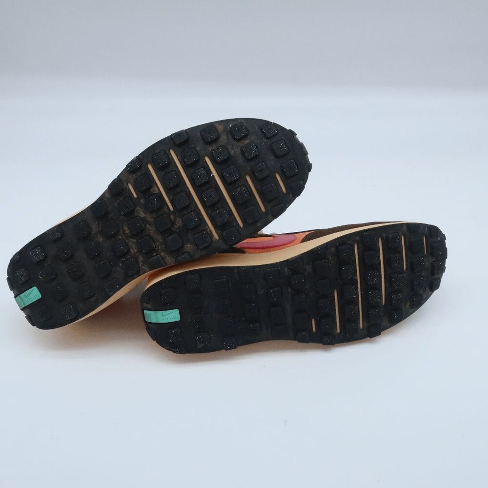 Nike Waffle One - Picture 5 of 9